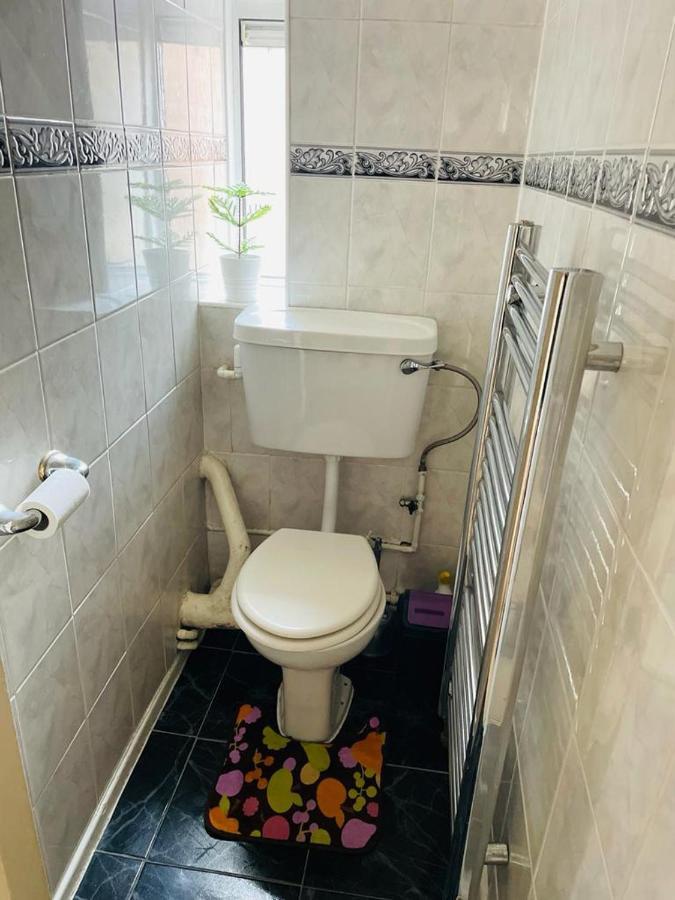 Cosy Flat Close To East Finchley Station ロンドン エクステリア 写真