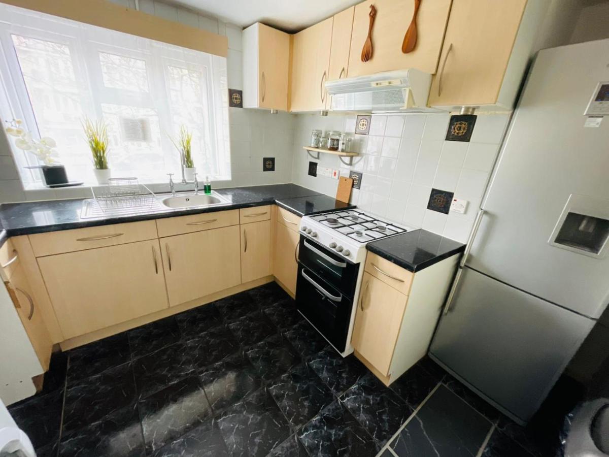 Cosy Flat Close To East Finchley Station ロンドン エクステリア 写真